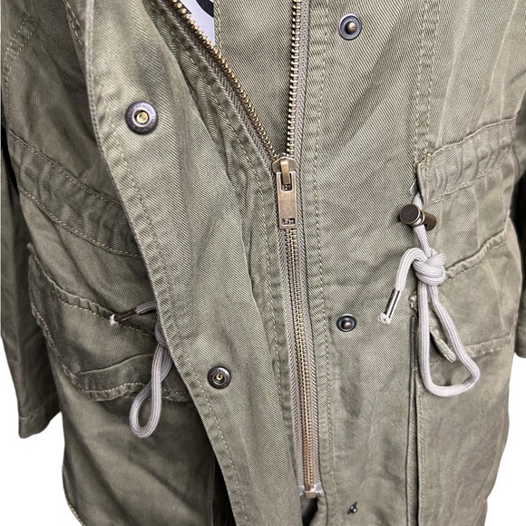 American Eagle Jacket Womens Size XS Green Military Lightweight Coat Hooded - Picture 4 of 12